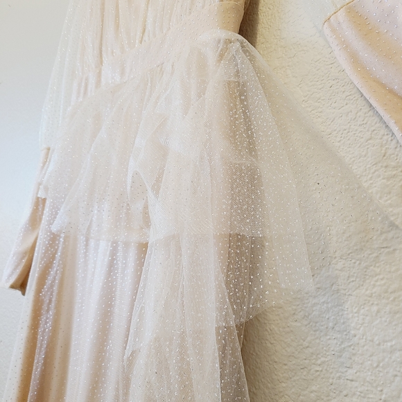 Long Sleeve Plunge Neckline Formal Gown - Nude/Glitter - M - Picture 10 of 16